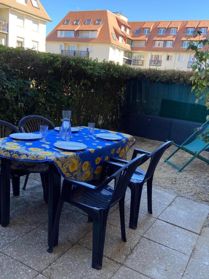 2 Pieces Avec Jardin ! Villers-sur-Mer Exterior foto